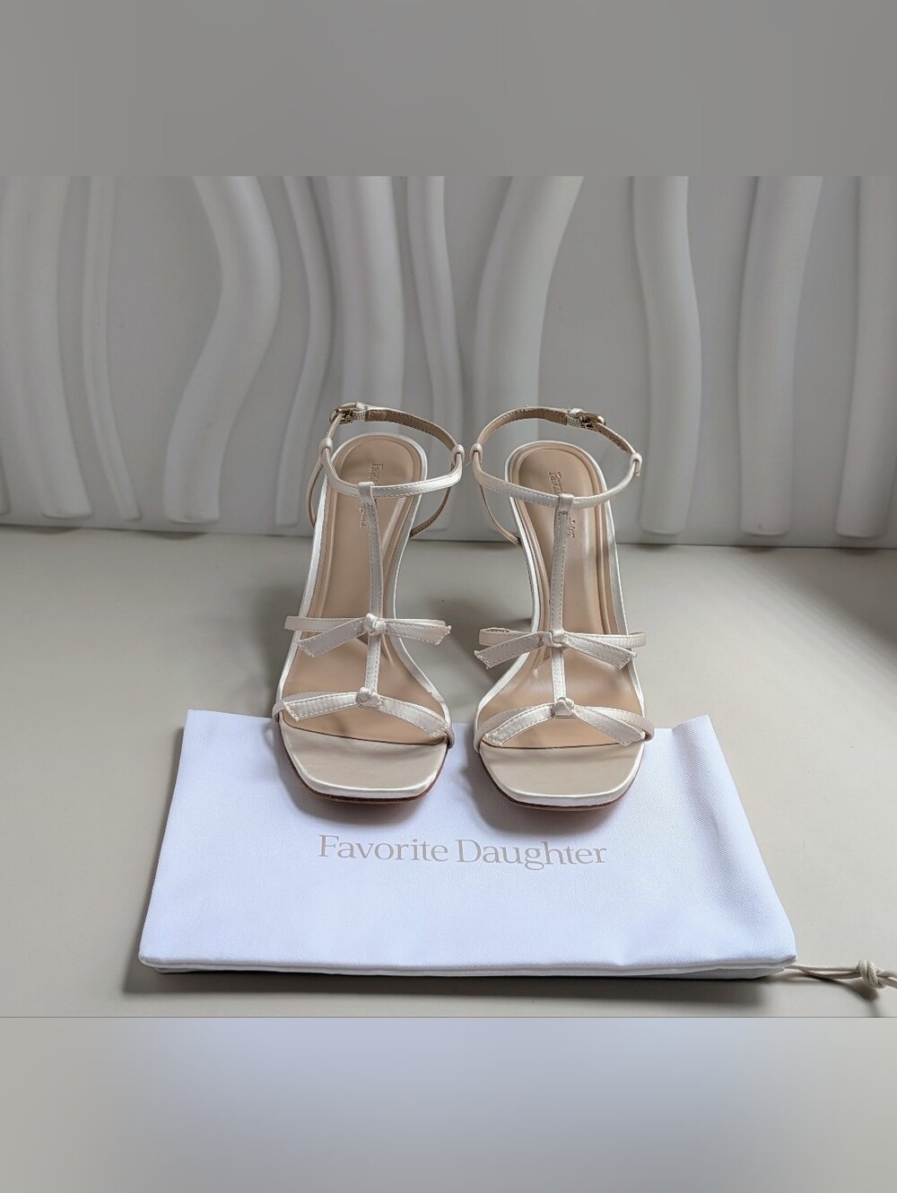 Favorite Daughter Solana Ivory Strappy Sandals 8 New In Box ✨